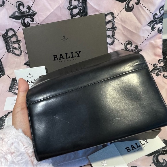 Bally Long wallet w/coin pocket Auth - Picture 10 of 15